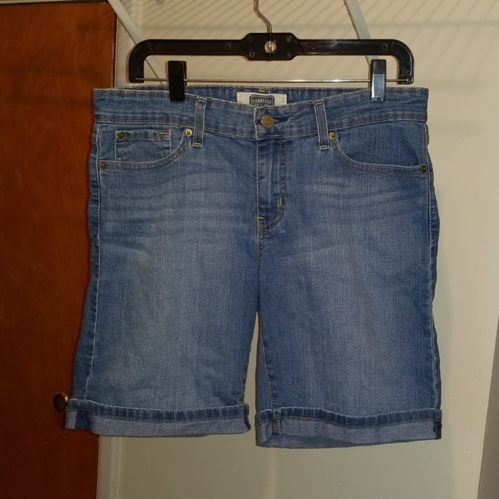 Levi's Jean Shorts 8